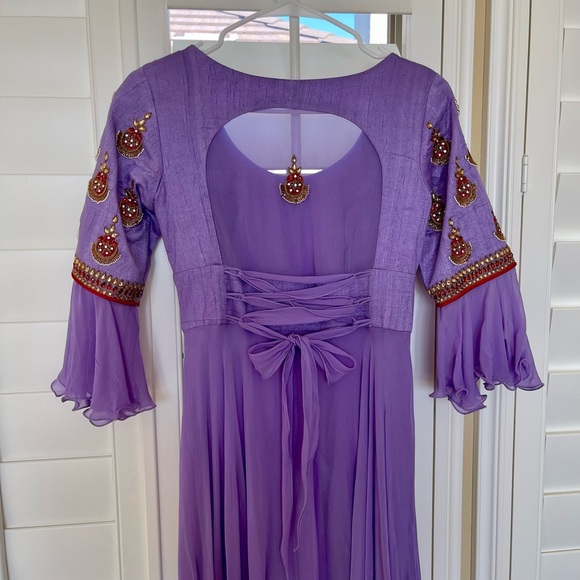 Pure georgette & rawsilk Indian designer LONG GOWN with Kundan work & long ghera - Picture 8 of 12